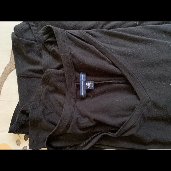 Quarter sleeved black shirt - Picture 3 of 3